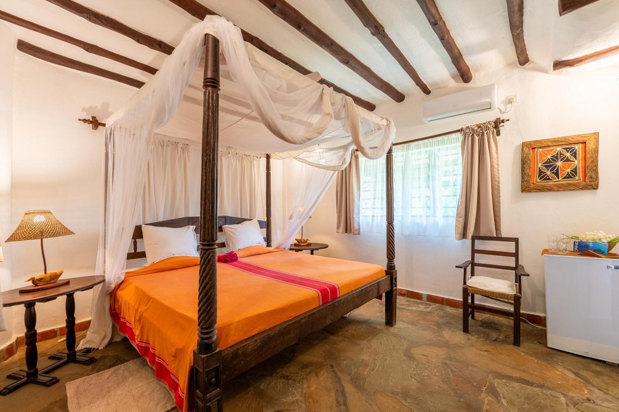 Diani Marine Divers Village Diani Beach Εξωτερικό φωτογραφία